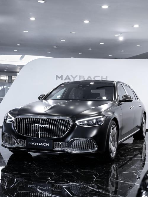 东莞10岚图汽车的售后服务让用户无忧出行，迈巴赫未来的豪华车趋势